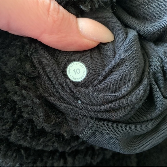Lululemon cinchable Sherpa fleece full zip jacket black size 10 - Picture 5 of 7